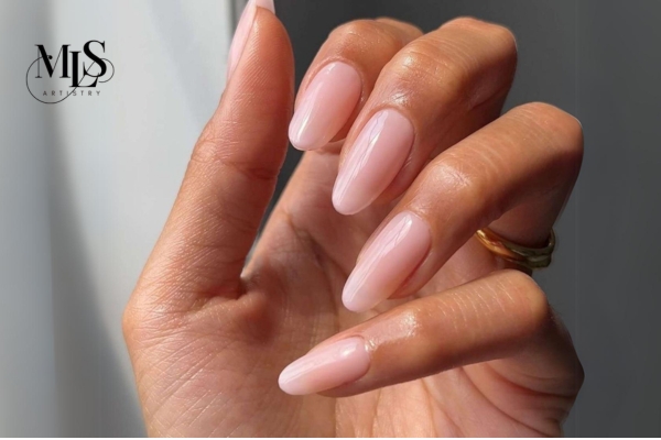 Nail Shape Secrets: The Best Styles for Slim, Wide, or Petite Hands