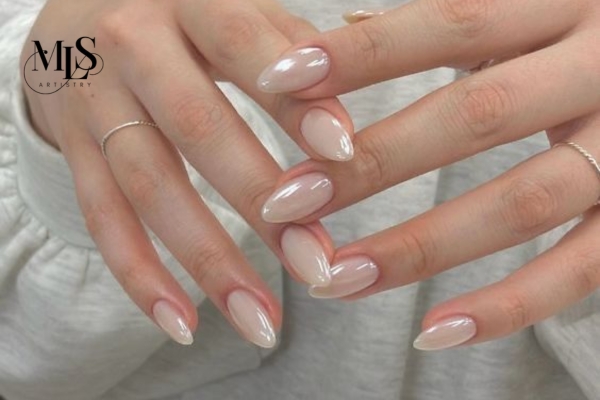 The Best Styles for Slim, Wide, or Petite Hands The Best Styles for Slim, Wide, or Petite Hands