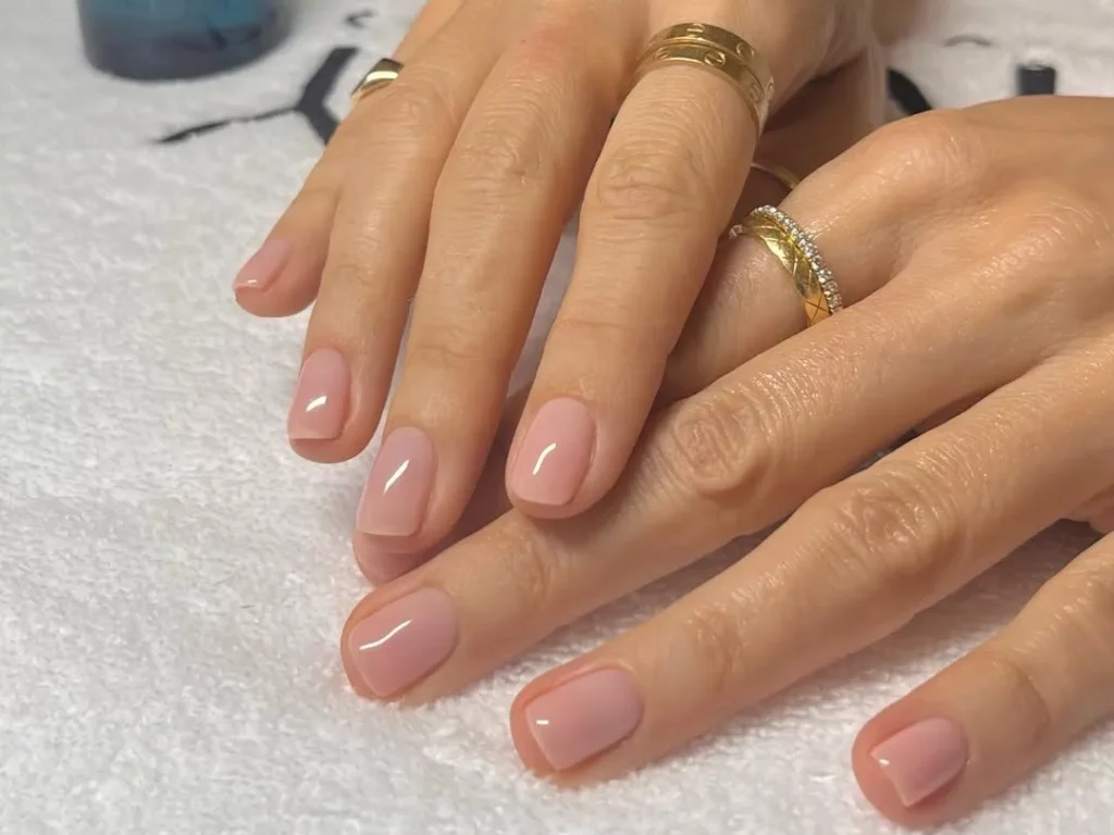 Natural nail gel Natural nail gel