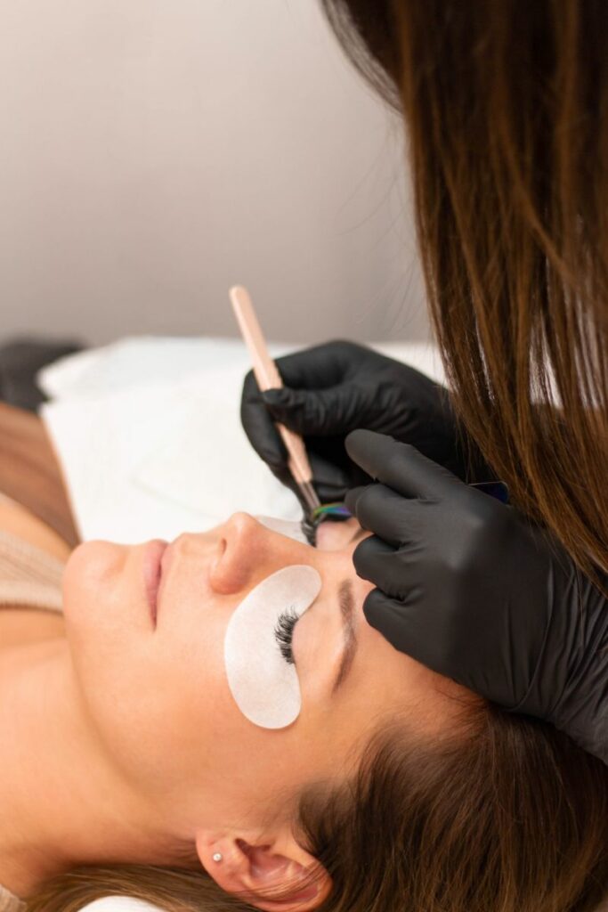 Natural Eyelash Extensions (1)