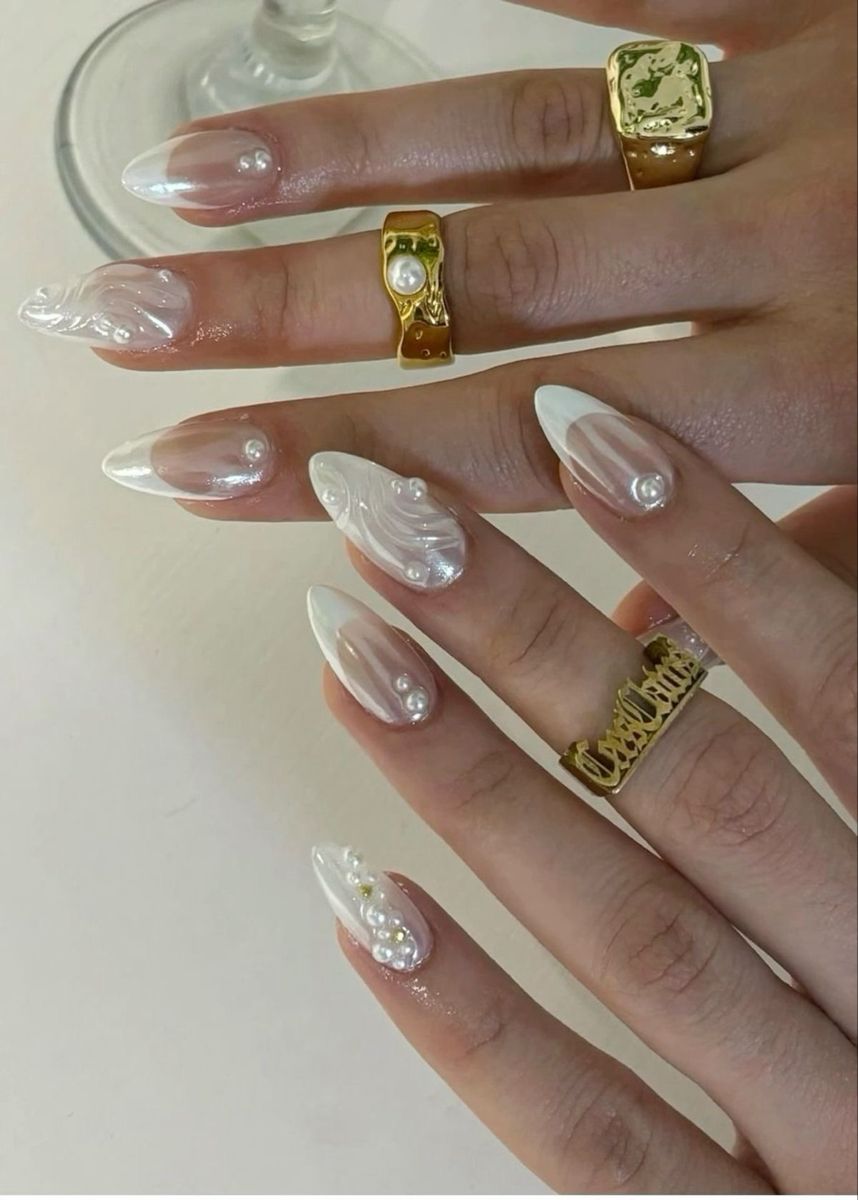 Pearl White 3D Nails Pearl White 3D Nails