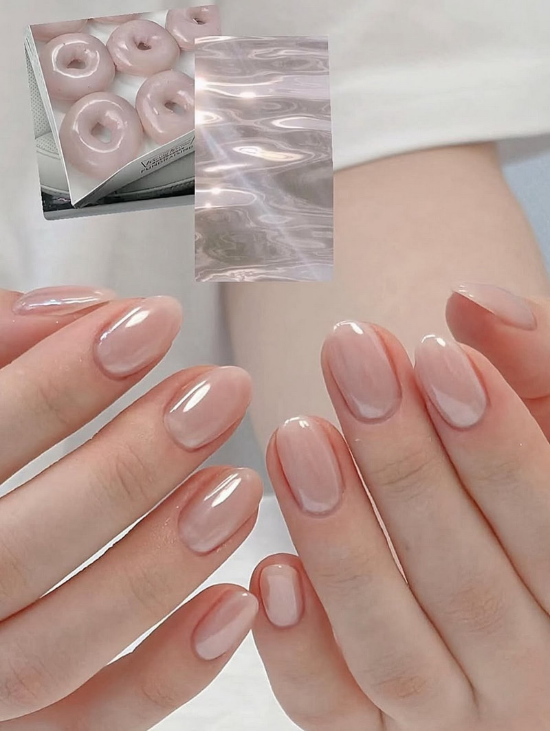 Quiet Luxury Nails